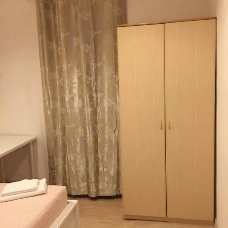 Apartment 7 To 7
